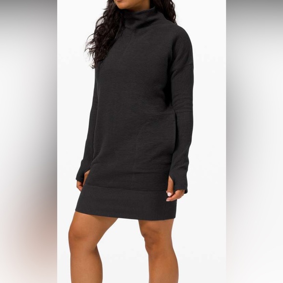 Lululemon Call for Cozy Dress Size 2 - Picture 1 of 9